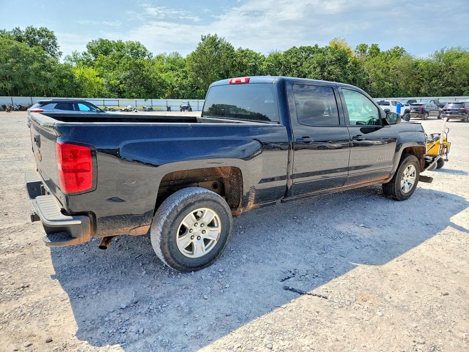 2018 CHEVROLET SILVERADO C1500 LT 3