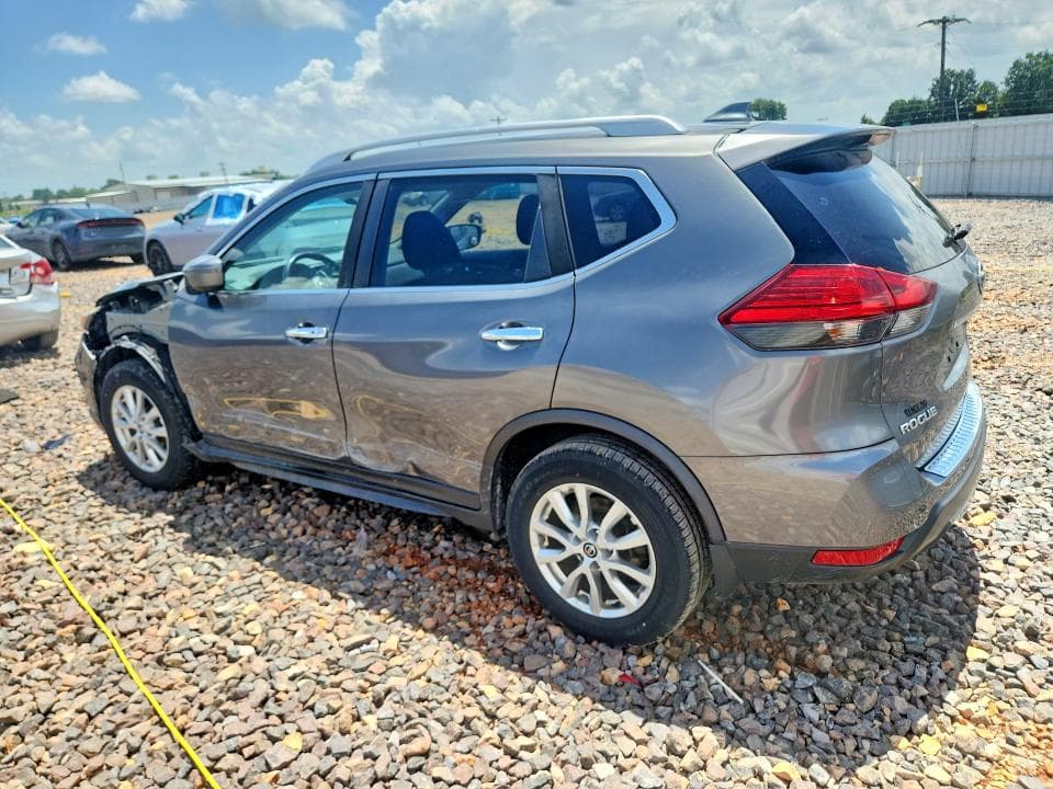 2017 NISSAN ROGUE SV 2