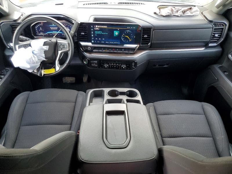 2025 CHEVROLET SILVERADO C1500 LT 8