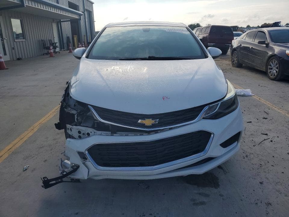 2017 CHEVROLET CRUZE LT 5