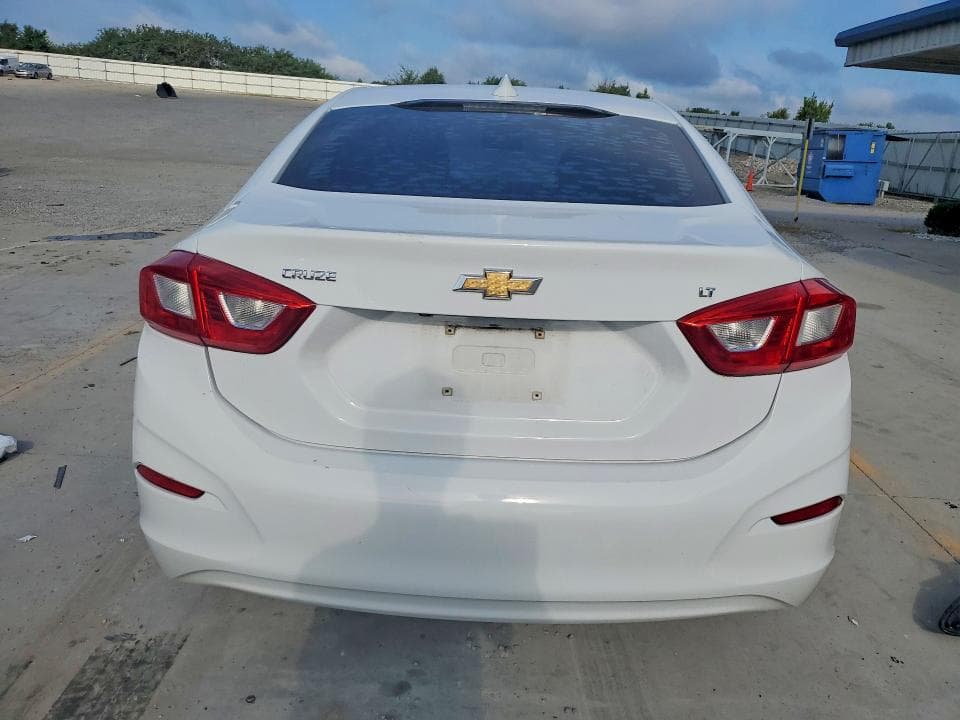 2017 CHEVROLET CRUZE LT 6