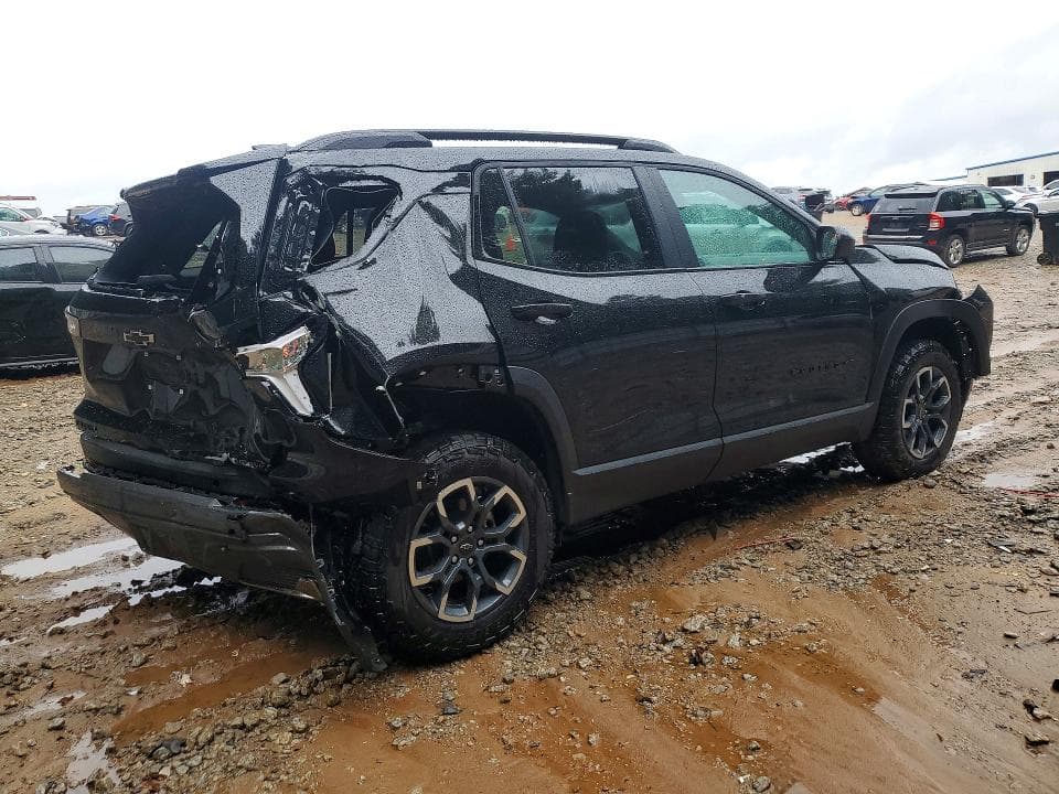 2026 CHEVROLET EQUINOX ACTIV 3