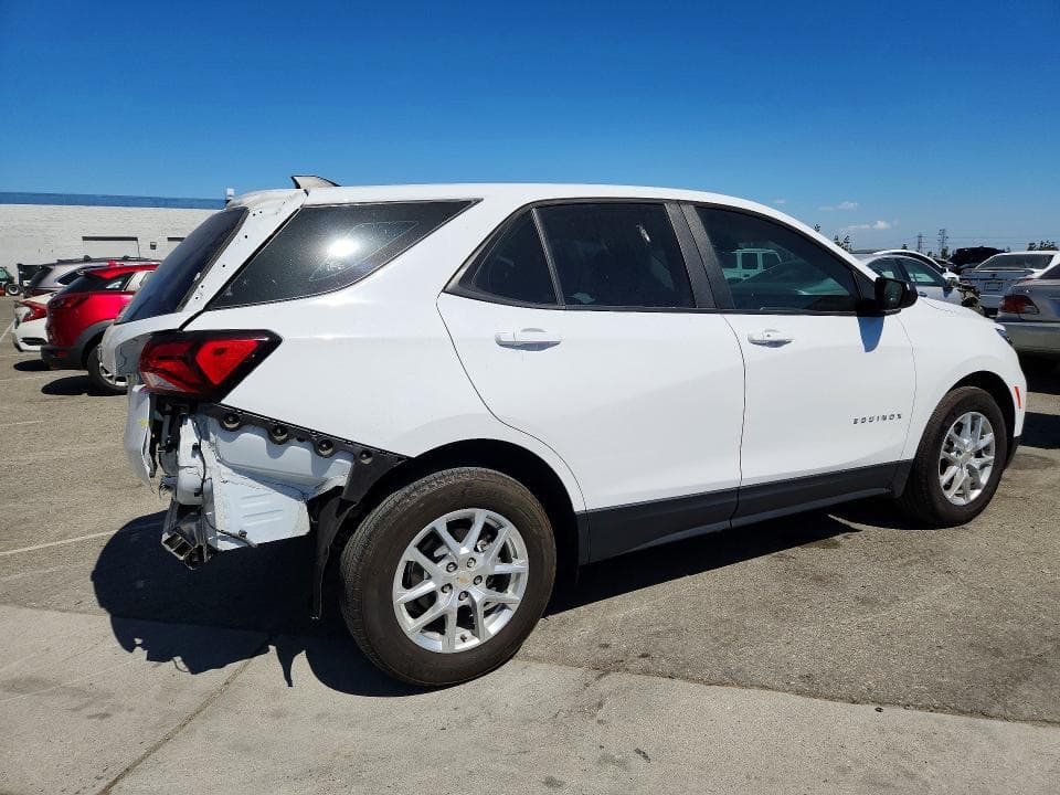 2024 CHEVROLET EQUINOX LS 3