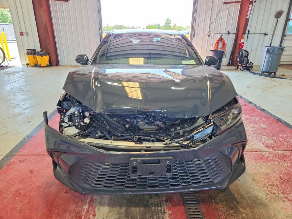 2026 TOYOTA CAMRY SE 5