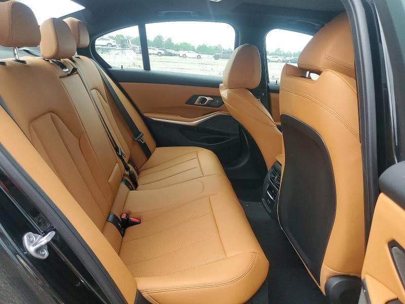 2026 BMW 330XI 10