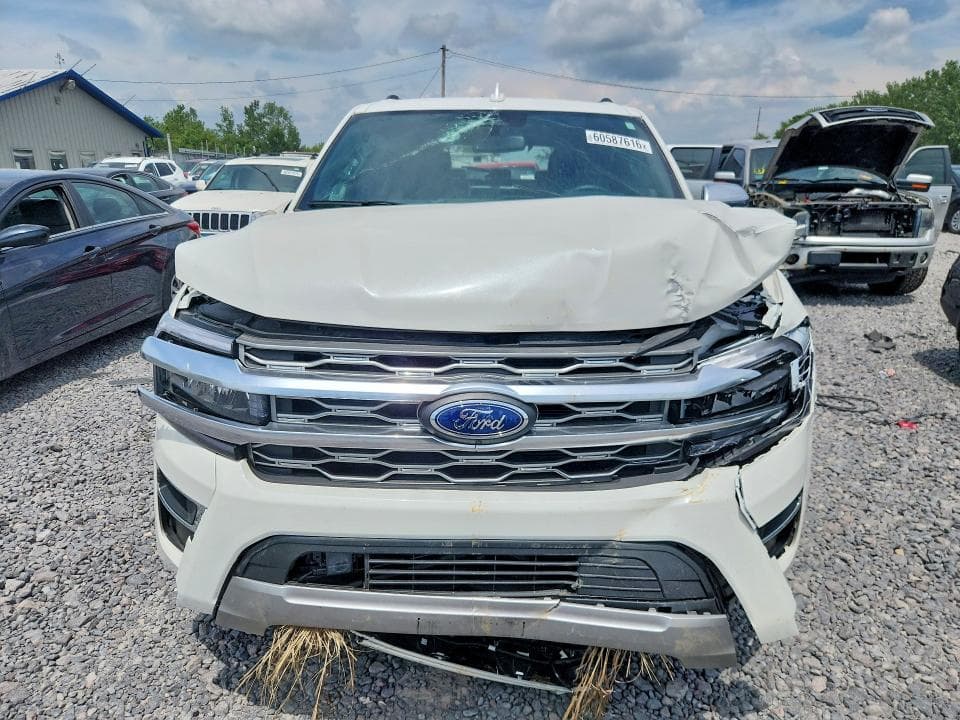 2024 FORD EXPEDITION PLATINUM 5