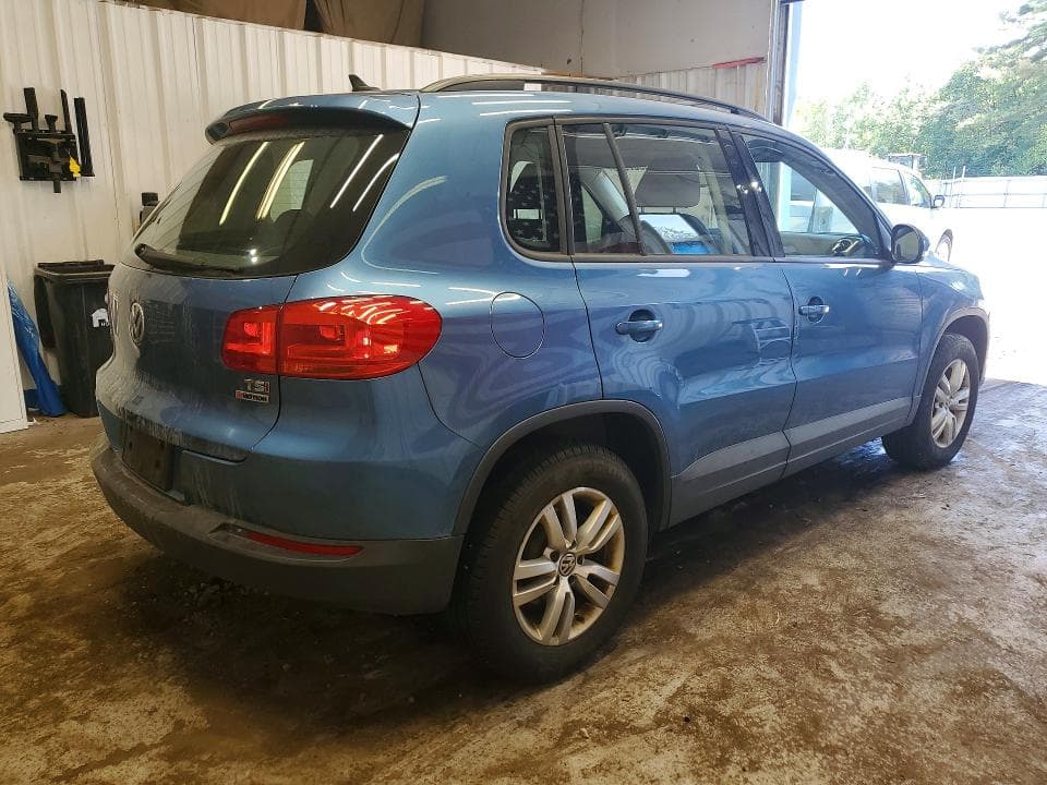 2017 VOLKSWAGEN TIGUAN S 3