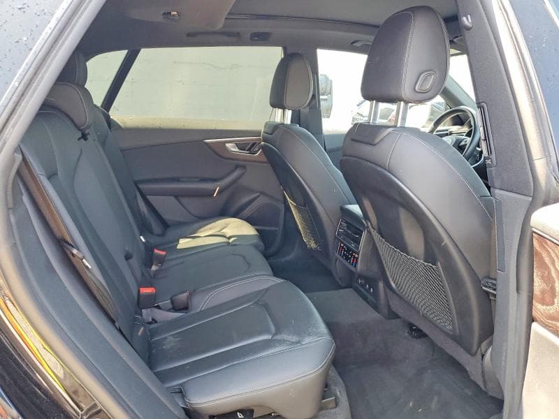 2020 AUDI Q8 PREMIUM PLUS S-LINE 11