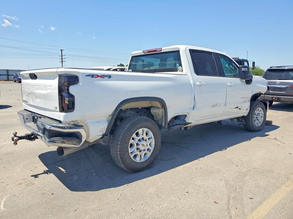 2023 CHEVROLET SILVERADO 1500 3