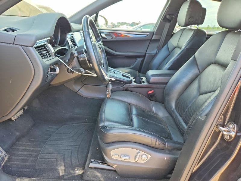 2018 PORSCHE MACAN 7