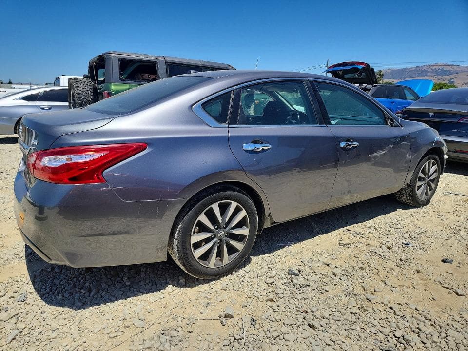 2017 NISSAN ALTIMA 2.5 SV 3