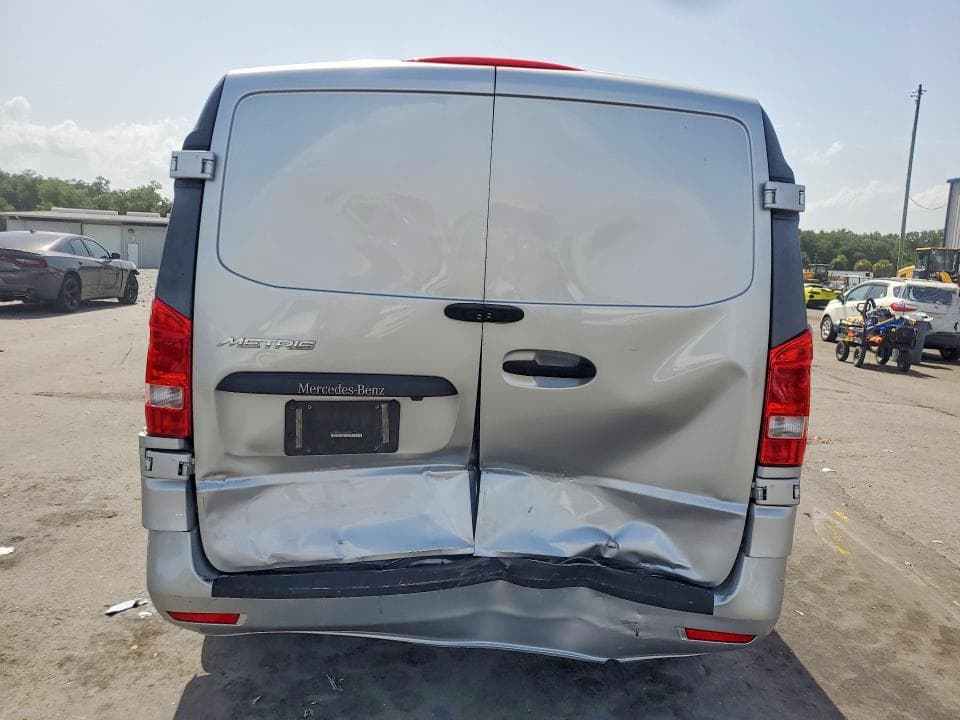 2018 MERCEDES-BENZ METRIS 6