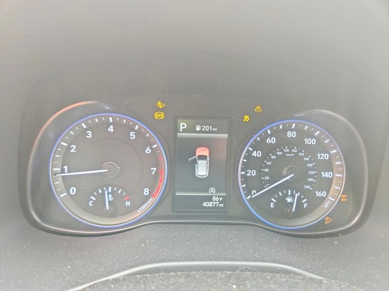 2023 HYUNDAI KONA SEL 9
