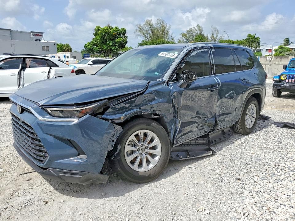 2026 TOYOTA GRAND HIGHLANDER XLE - 1