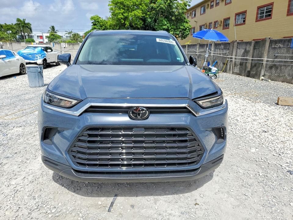2026 TOYOTA GRAND HIGHLANDER XLE 5