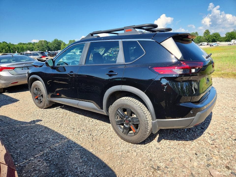2025 NISSAN ROGUE ROCK CREEK 2