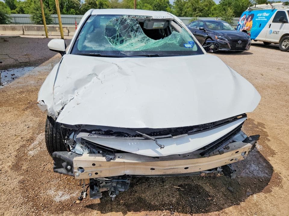 2023 TOYOTA CAMRY LE 5
