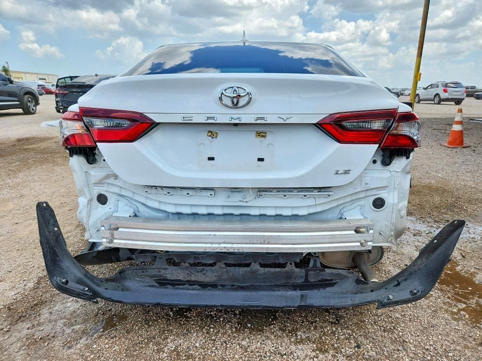 2023 TOYOTA CAMRY LE 6