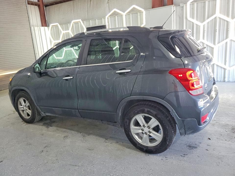 2017 CHEVROLET TRAX 1LT 2