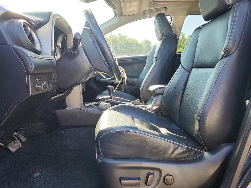 2017 TOYOTA RAV4 PLATINUM 7