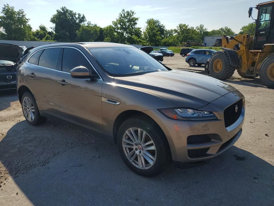 2017 JAGUAR F-PACE PRESTIGE PRESTIGE 4