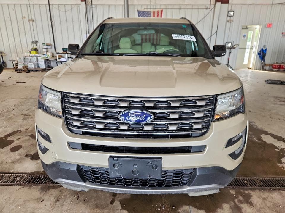 2017 FORD EXPLORER XLT 5