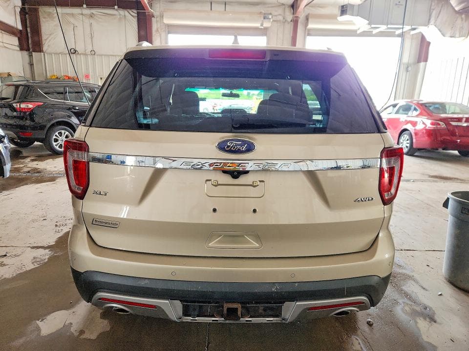 2017 FORD EXPLORER XLT 6
