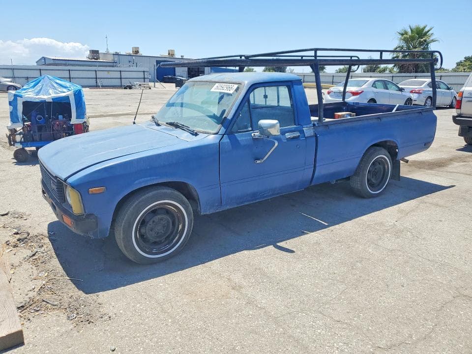 1981 TOYOTA PICKUP / CAB CHASSIS 1/2 TON SR5