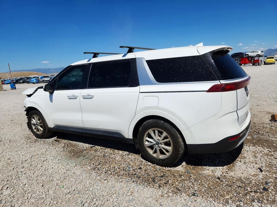 2023 KIA CARNIVAL LX 2