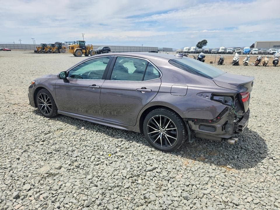 2022 TOYOTA CAMRY HYBRID SE 2