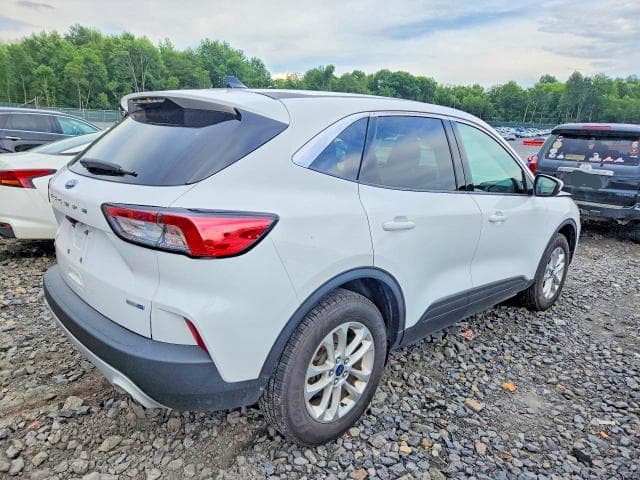 2020 FORD ESCAPE SE 3