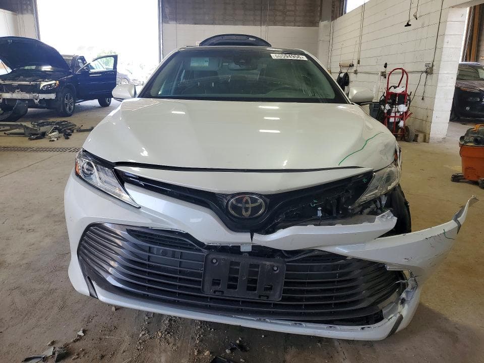 2018 TOYOTA CAMRY XLE XLE 5