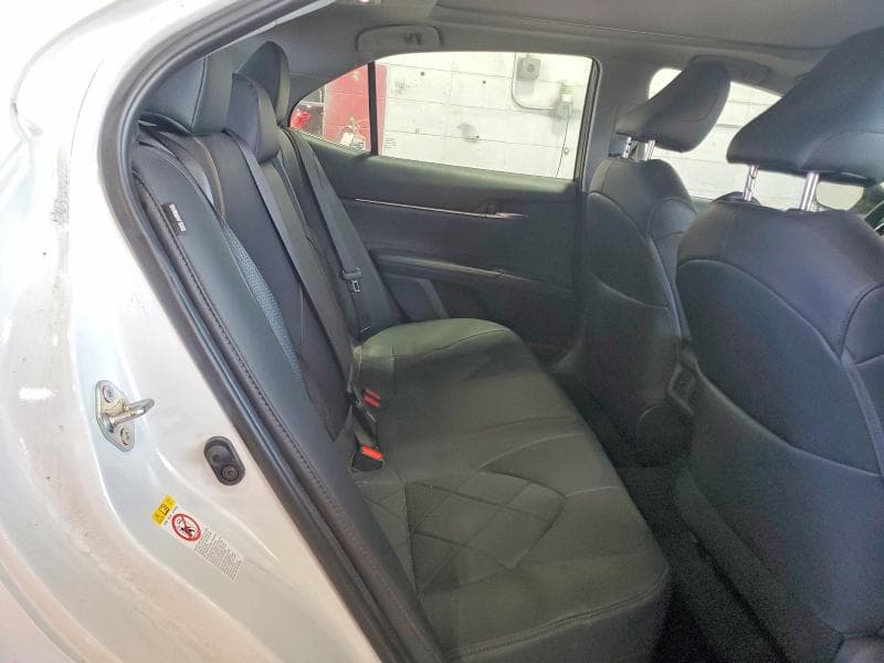 2018 TOYOTA CAMRY XLE XLE 10