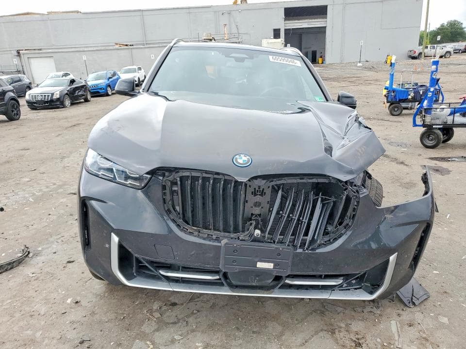 2026 BMW X5 XDRIVE50E 5
