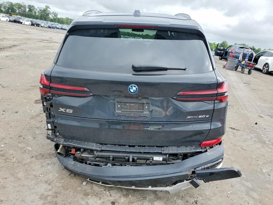 2026 BMW X5 XDRIVE50E 6