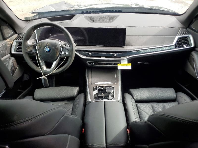 2026 BMW X5 XDRIVE50E 8