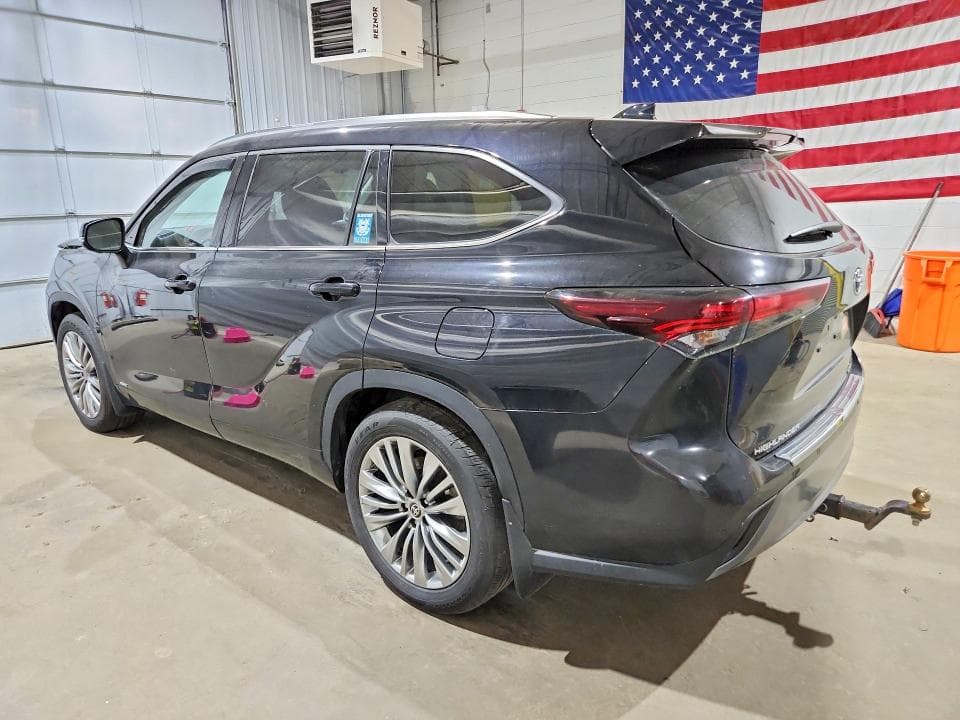 2024 TOYOTA HIGHLANDER HYBRID PLATINUM PLATINUM 2