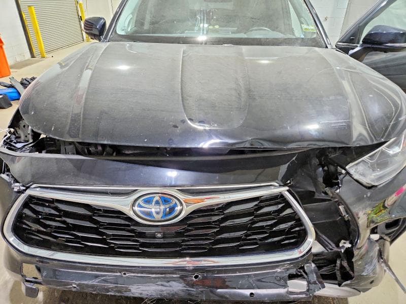 2024 TOYOTA HIGHLANDER HYBRID PLATINUM PLATINUM 12