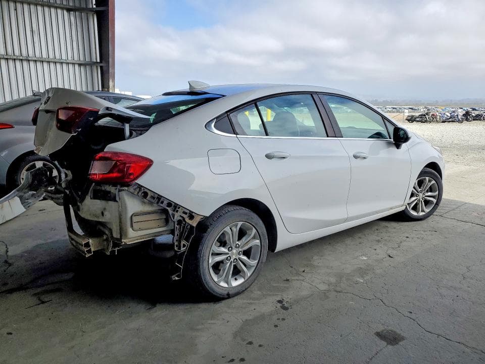 2019 CHEVROLET CRUZE LT 3