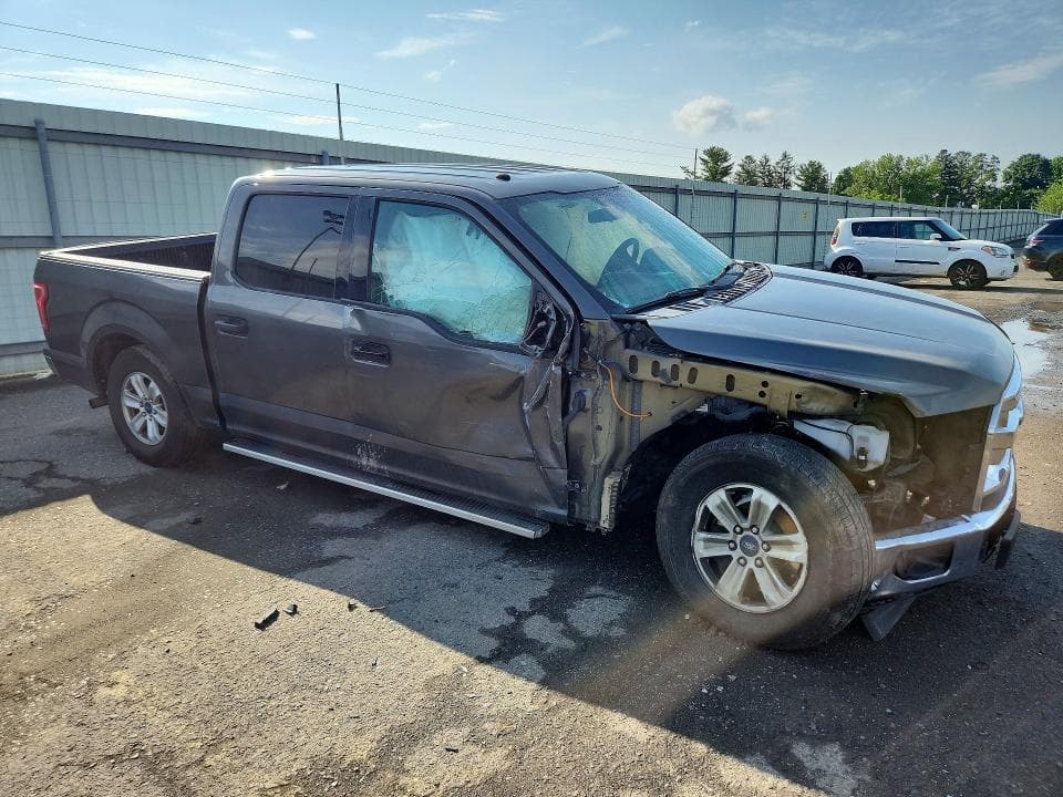 2017 FORD F150 SUPERCREW 4