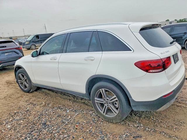 2020 MERCEDES-BENZ GLC 300 2
