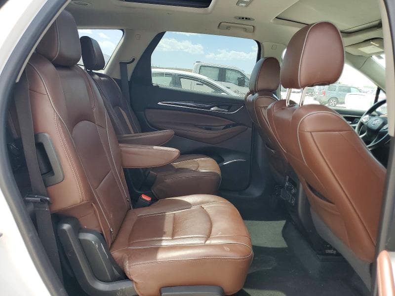 2018 BUICK ENCLAVE AVENIR 11