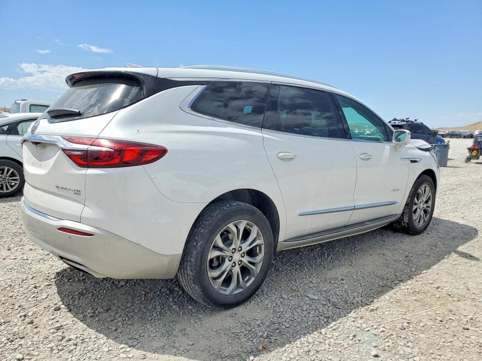 2018 BUICK ENCLAVE AVENIR 3