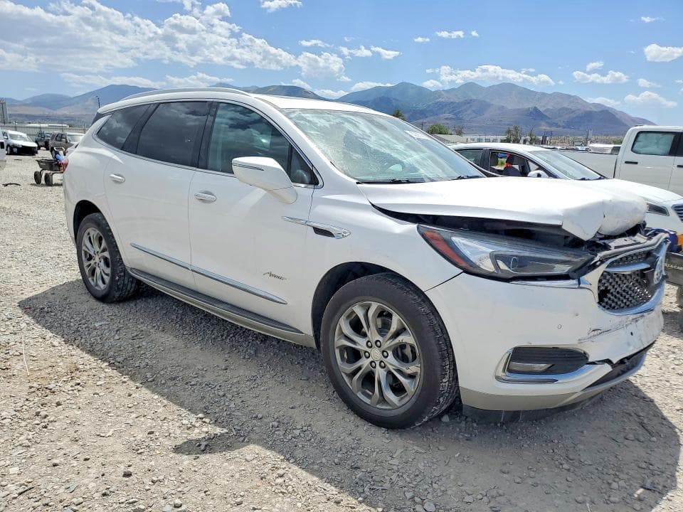 2018 BUICK ENCLAVE AVENIR 4