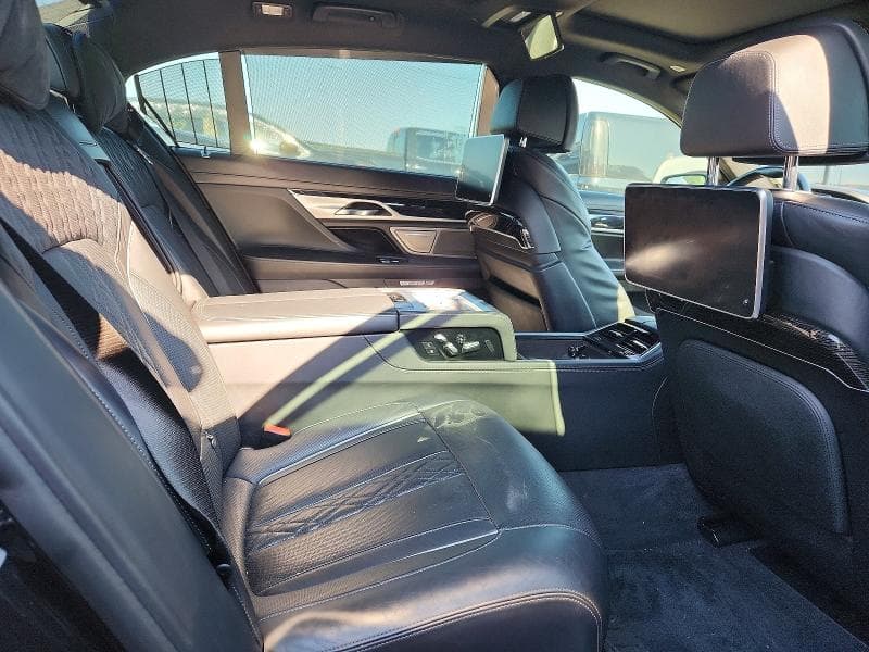 2018 BMW 750 XI XI 10