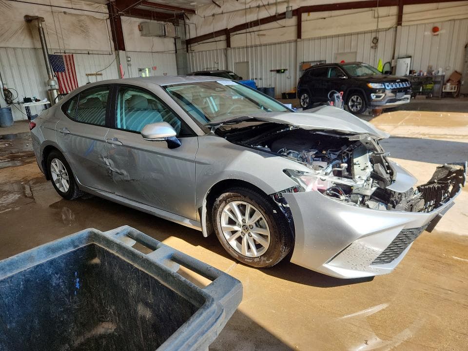 2025 TOYOTA CAMRY LE 4
