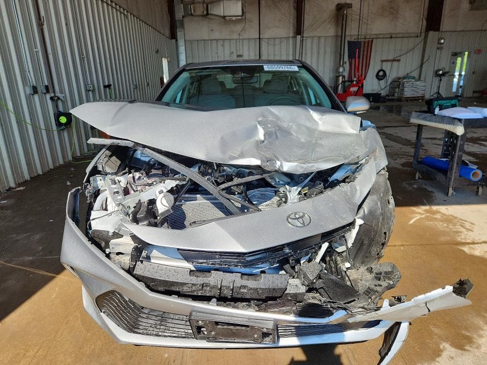 2025 TOYOTA CAMRY LE 5