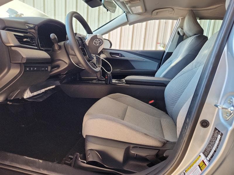 2025 TOYOTA CAMRY LE 7