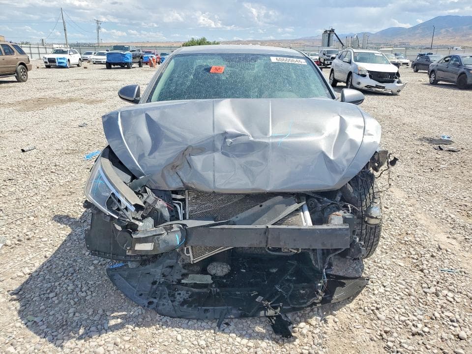 2019 HYUNDAI ELANTRA SE 5