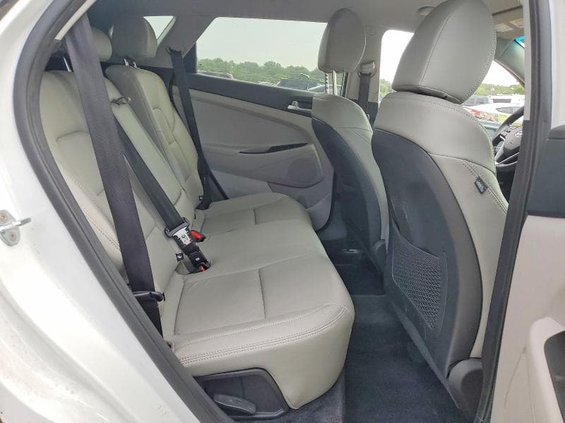 2021 HYUNDAI TUCSON SE 11